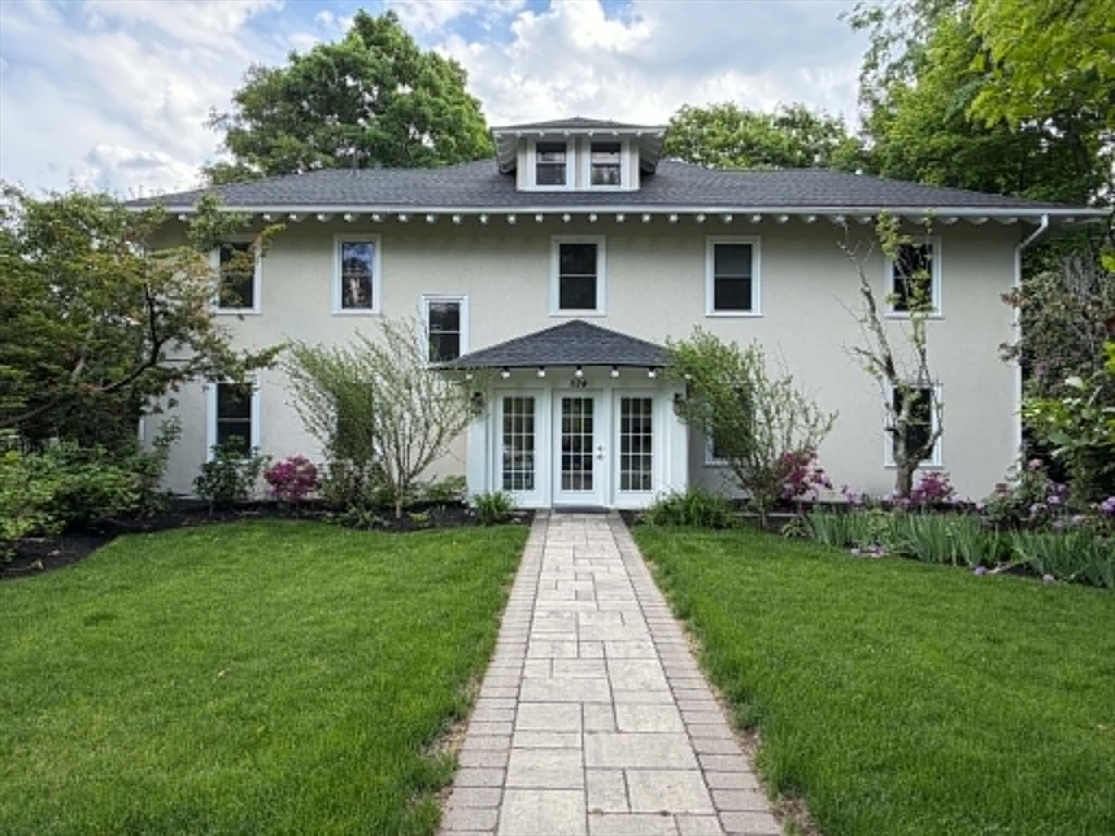 Interior — 524 Ward Street
